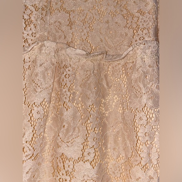 Dress - Picture 3 of 4